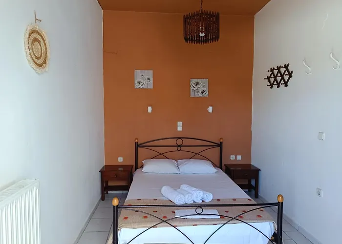 Manos Apartments